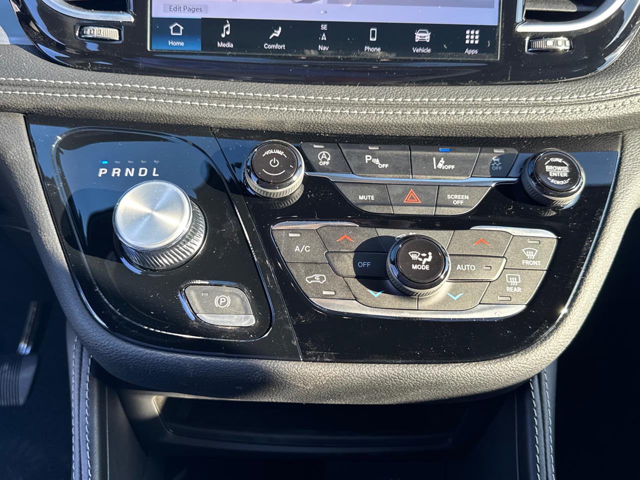 2026 Chrysler Pacifica