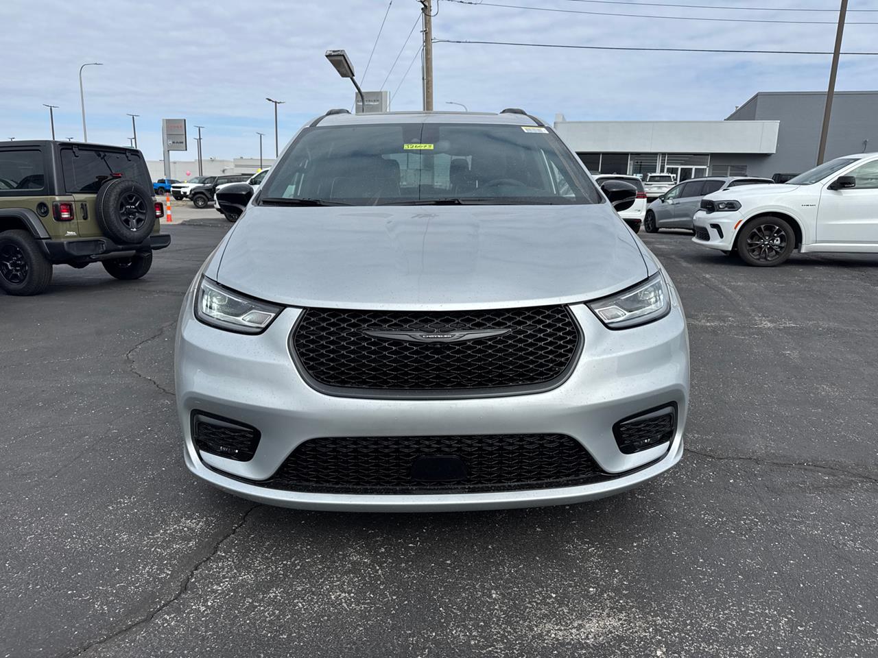 2026 Chrysler Pacifica