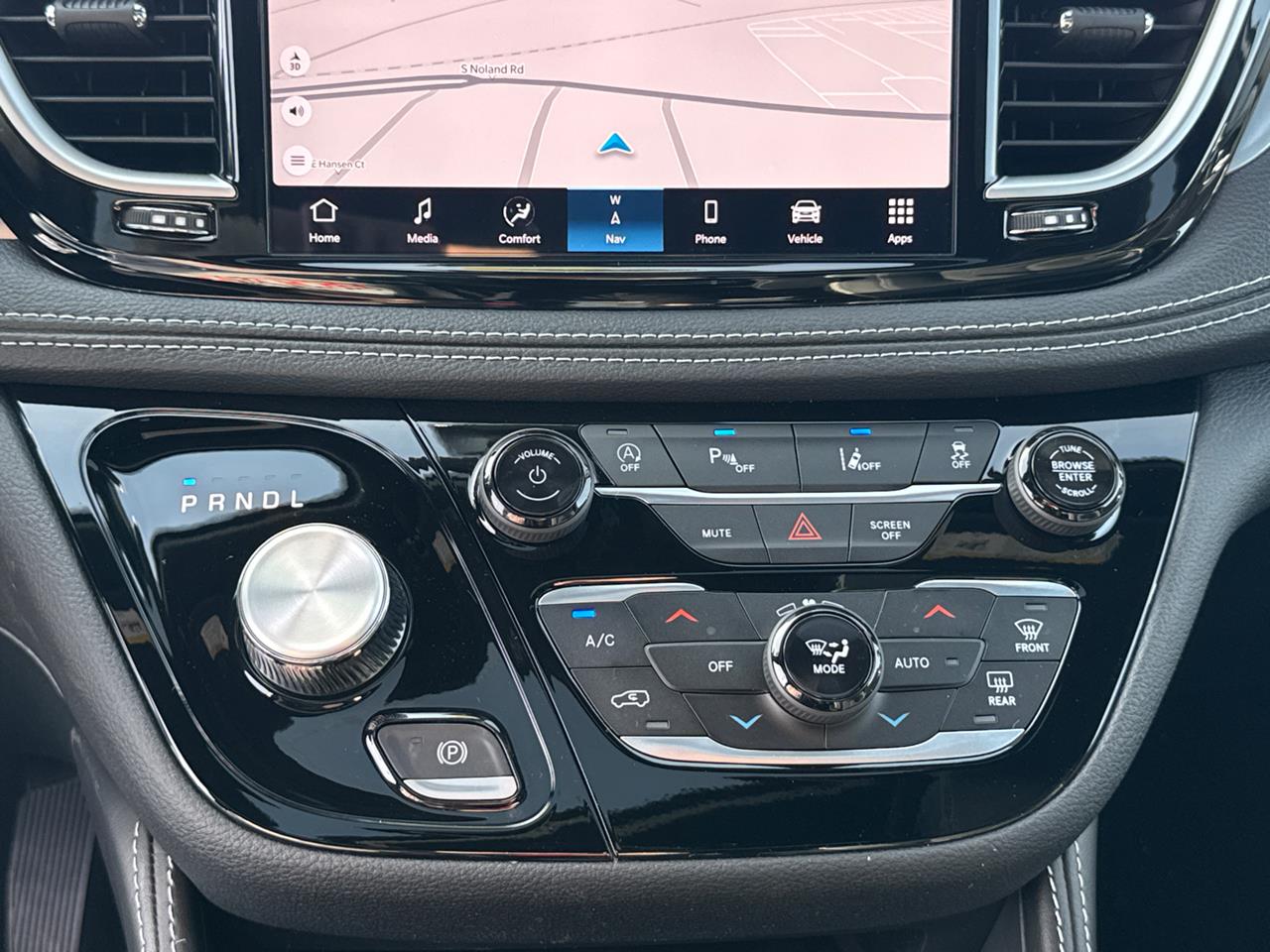 2026 Chrysler Pacifica