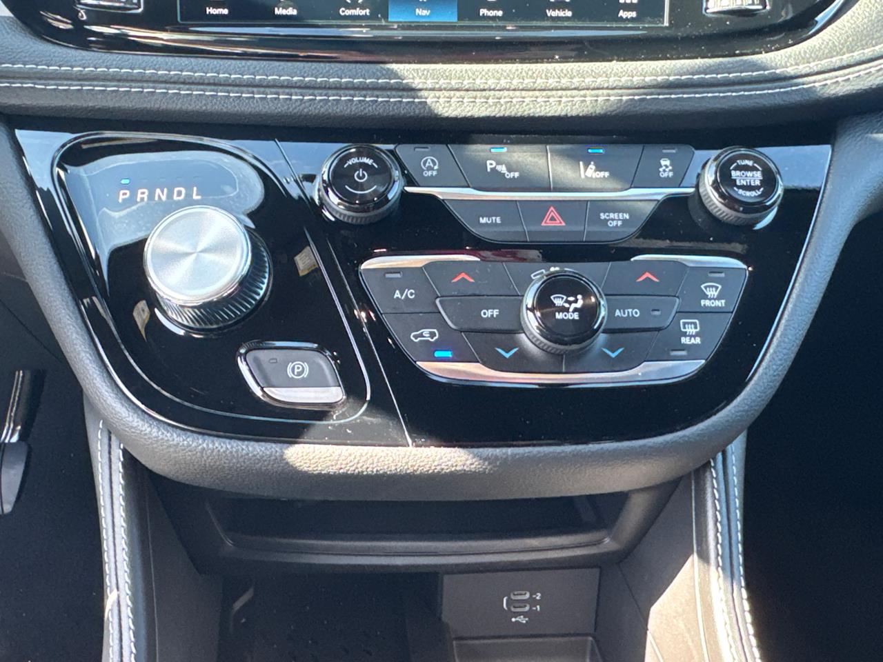 2026 Chrysler Pacifica