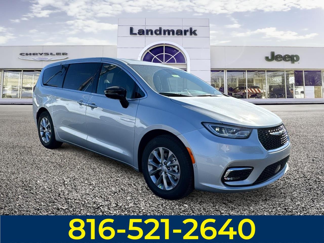 New 2026 Chrysler Pacifica Limited Vans