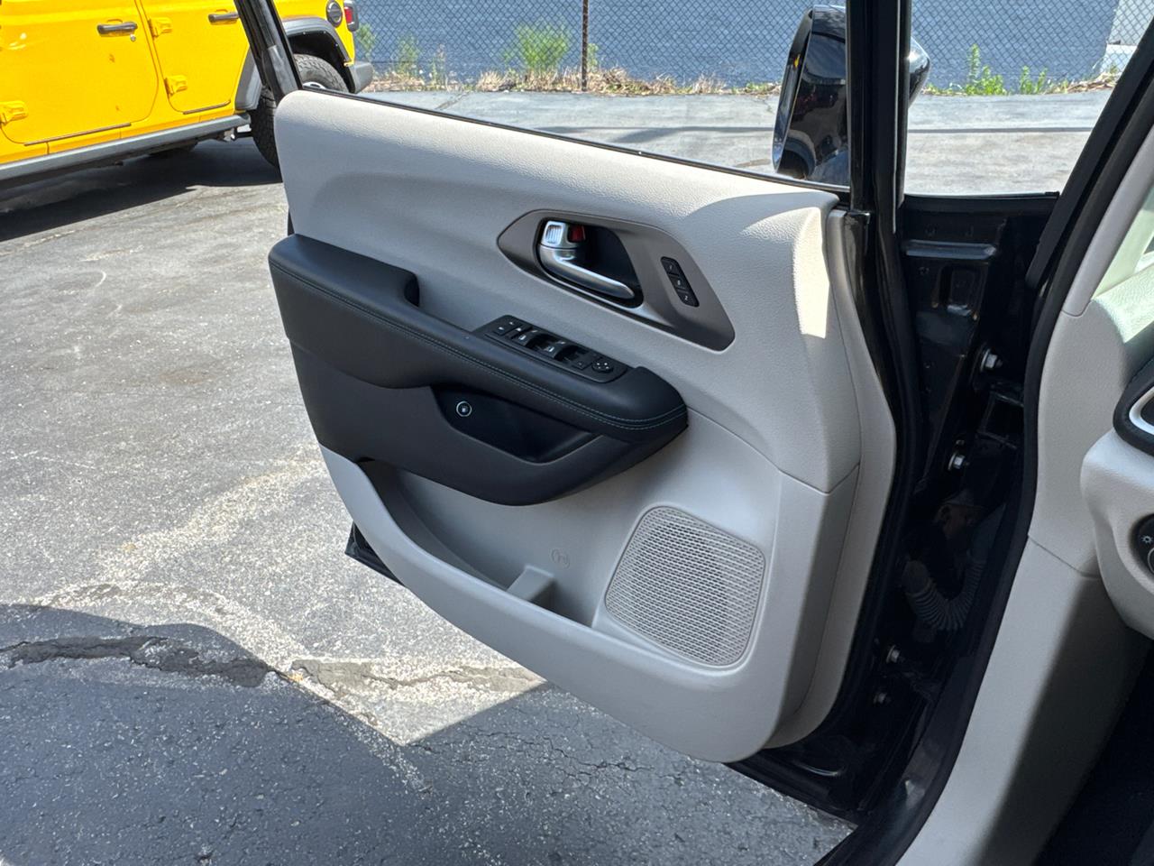 2021 Chrysler Pacifica