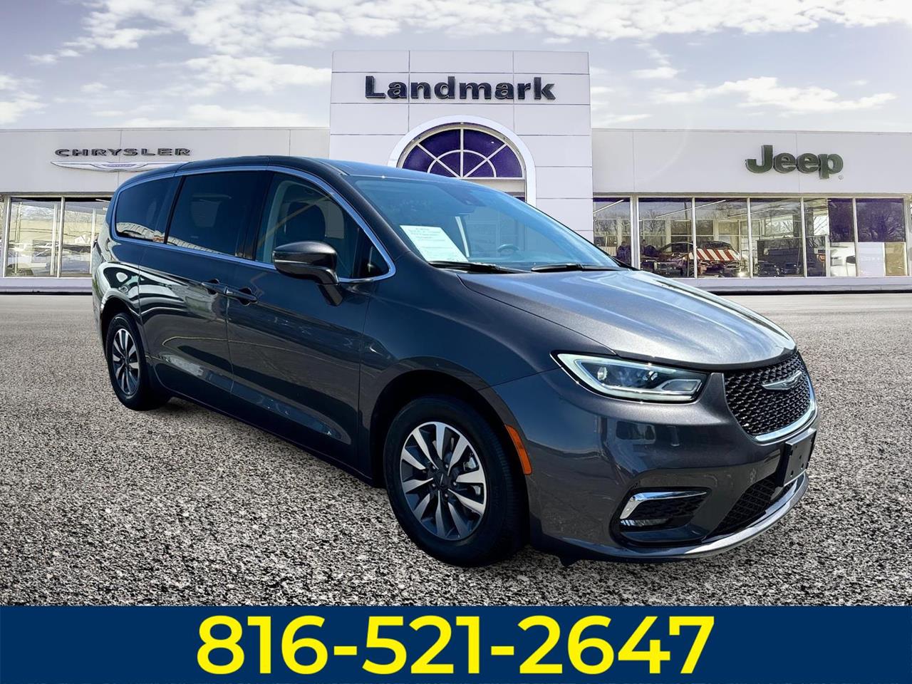 Used 2022 Chrysler Pacifica Hybrid Touring L Van