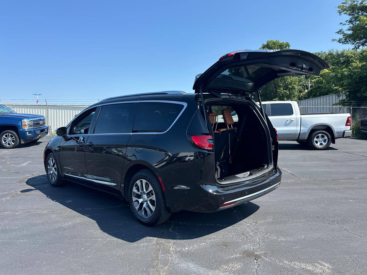 2025 Chrysler Pacifica
