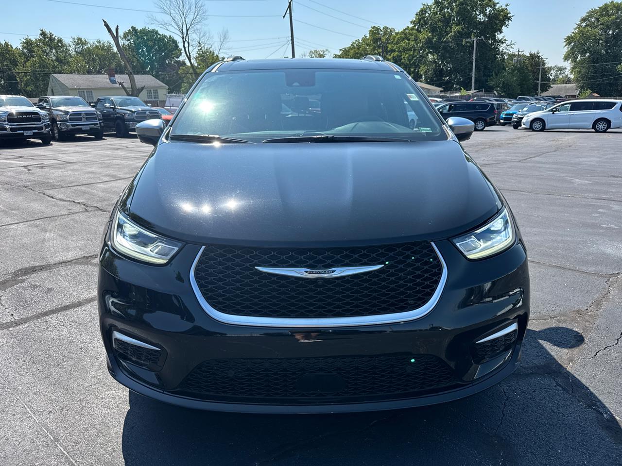 2025 Chrysler Pacifica