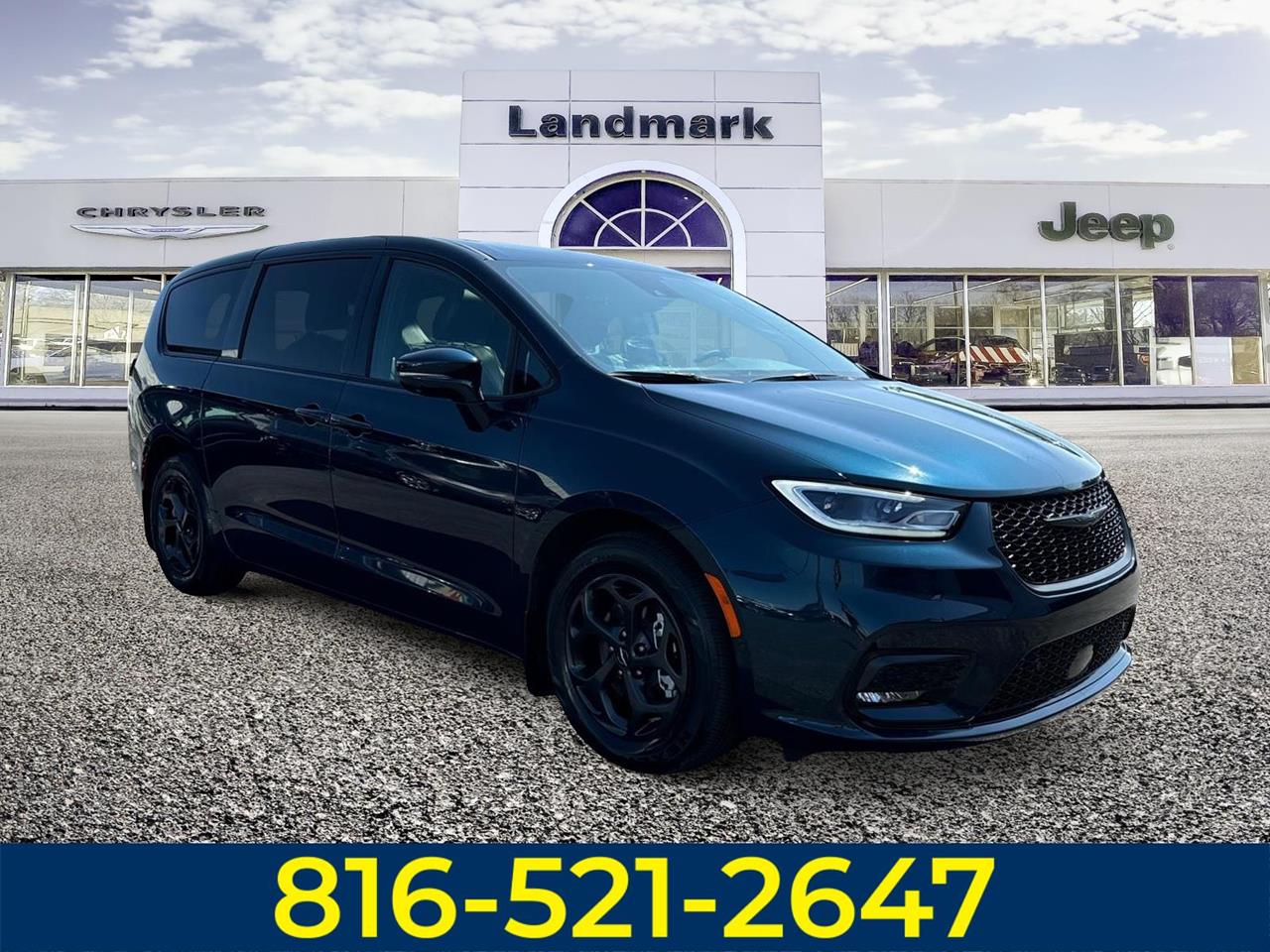 Used 2022 Chrysler Pacifica Hybrid Limited Van