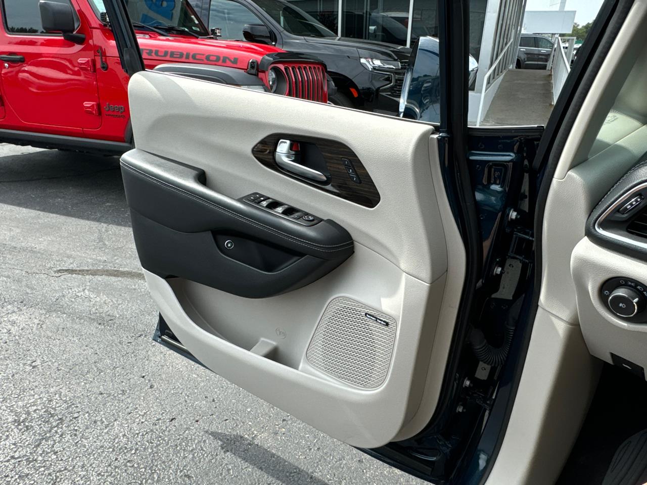 2022 Chrysler Pacifica