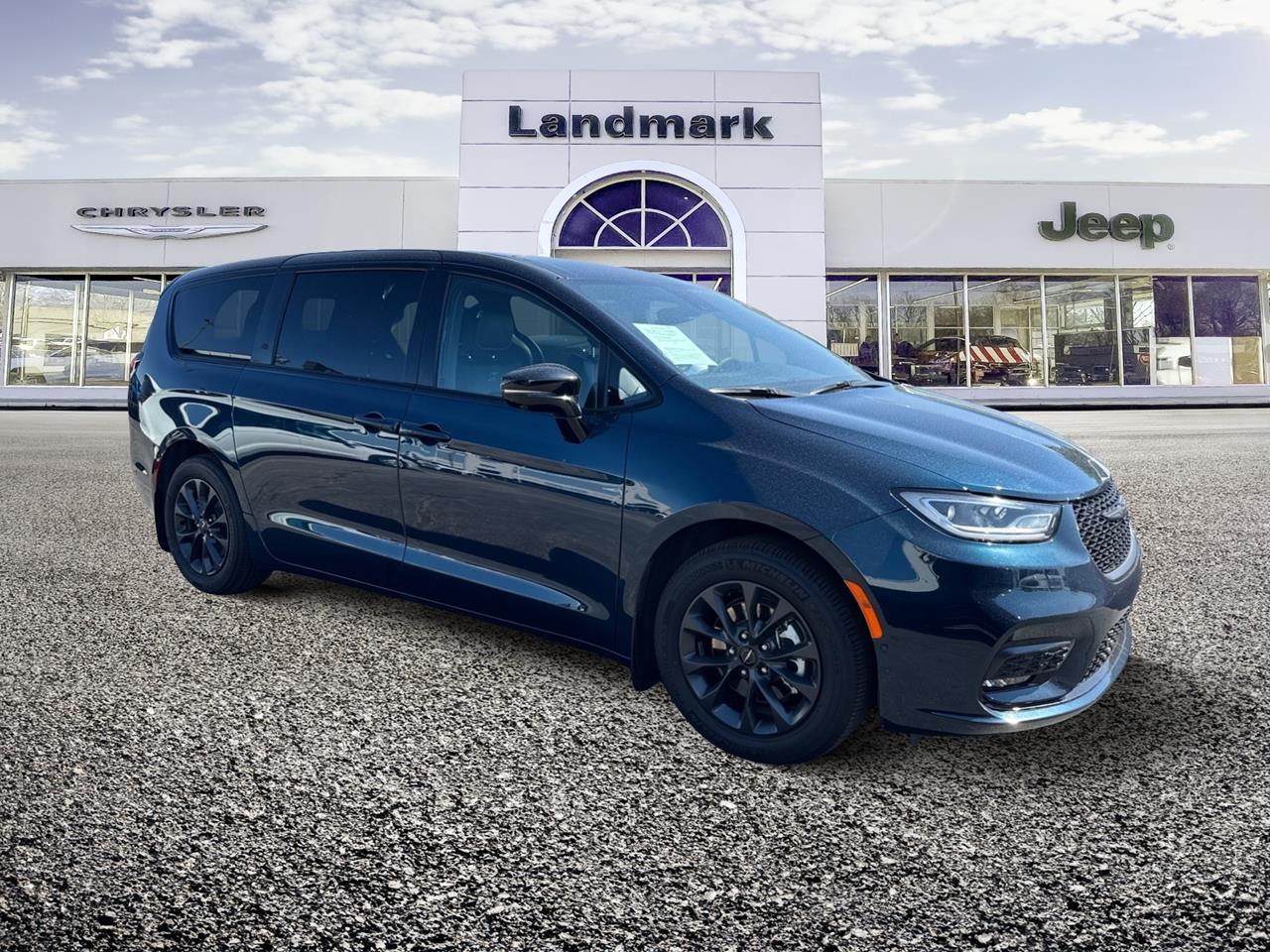 Used 2024 Chrysler Pacifica Hybrid S Appearance Pkg Vans