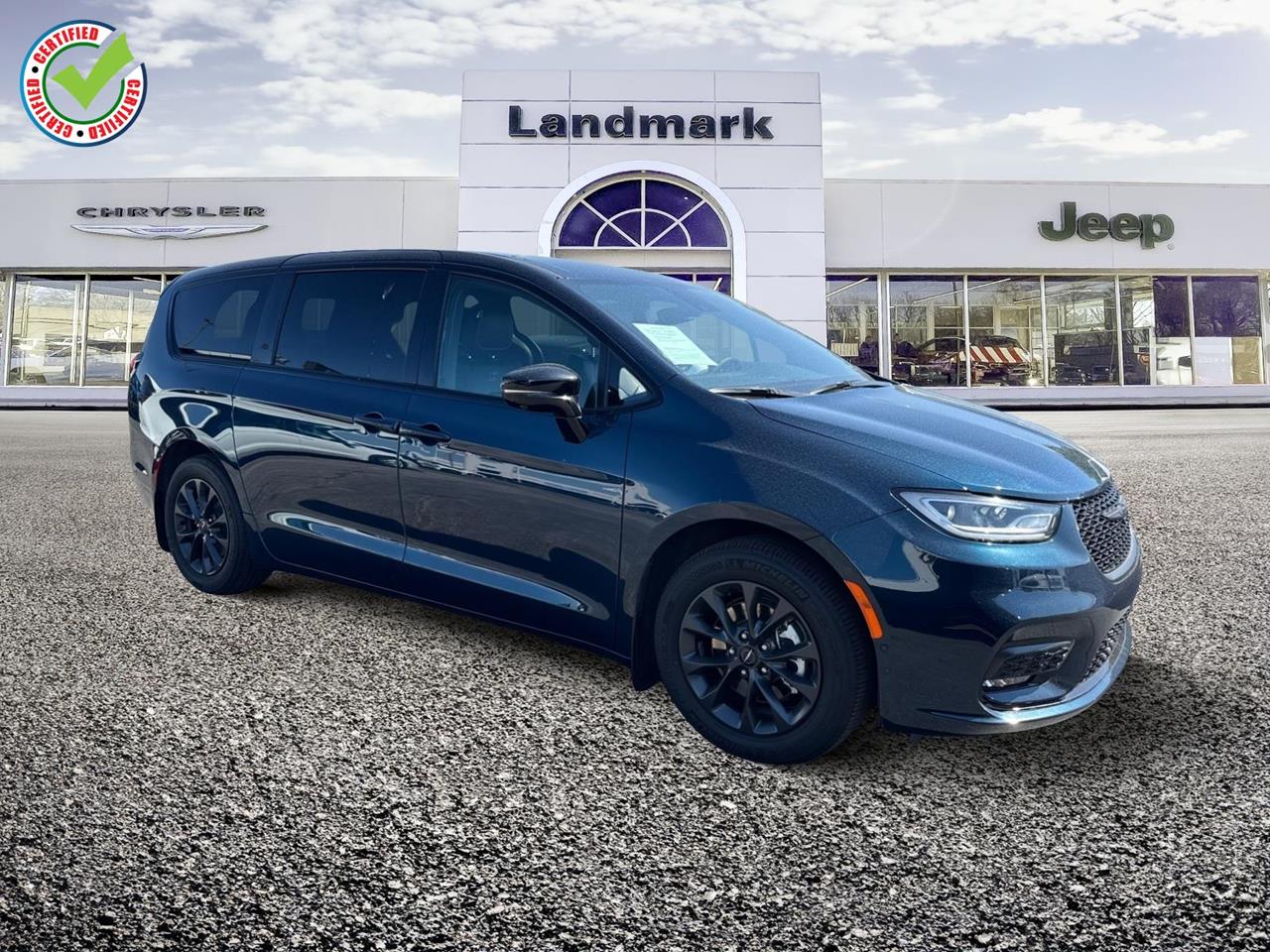 Used 2024 Chrysler Pacifica Hybrid S Appearance Pkg Vans