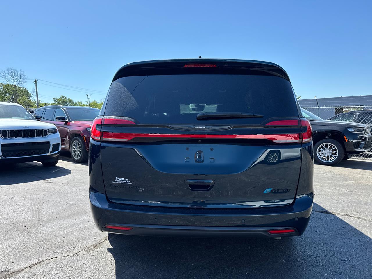2024 Chrysler Pacifica