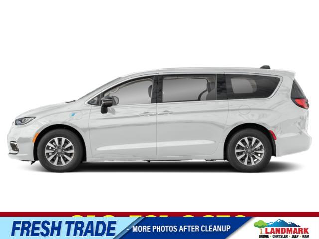 Used 2024 Chrysler Pacifica Hybrid Select Vans