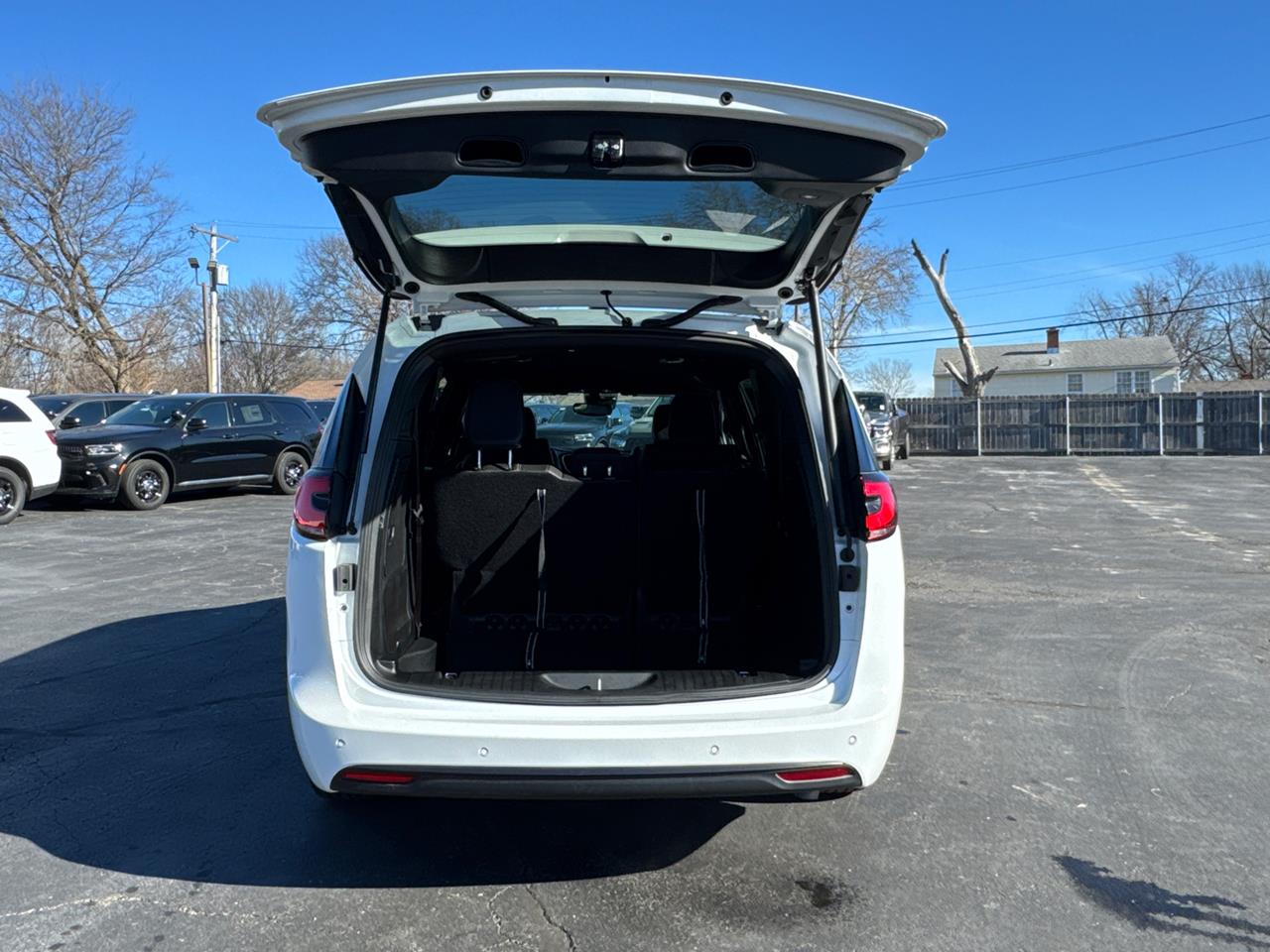 2024 Chrysler Pacifica