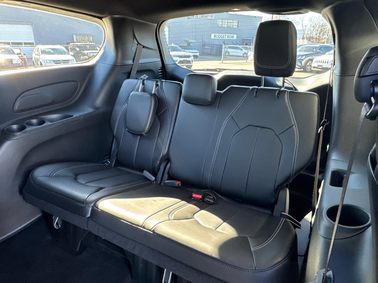 2024 Chrysler Pacifica