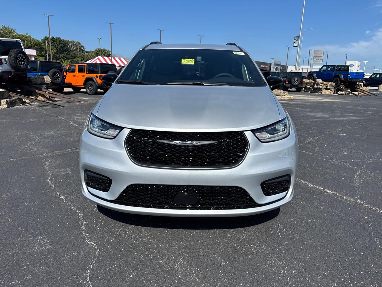 2026 Chrysler Pacifica