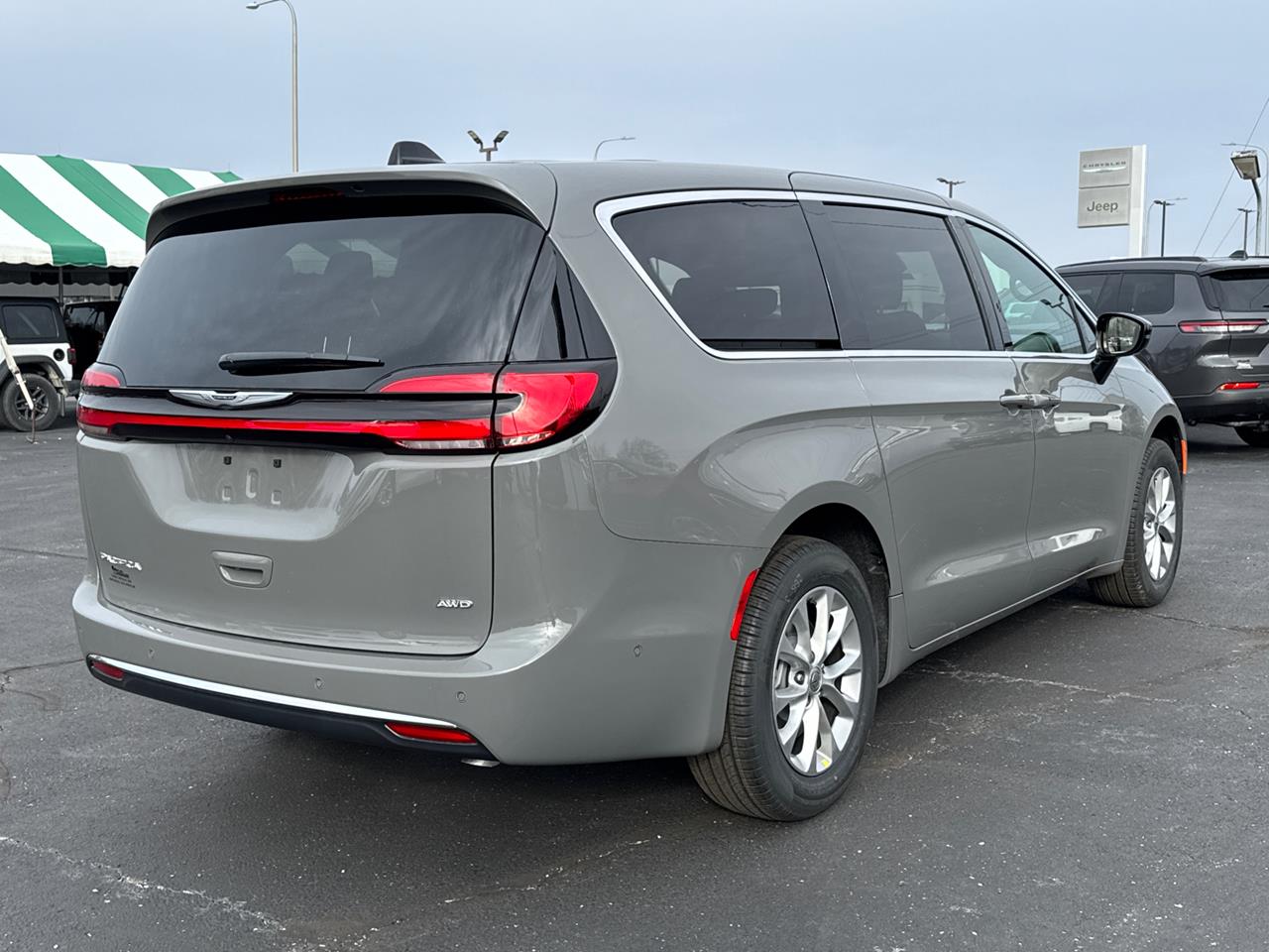 2025 Chrysler Pacifica