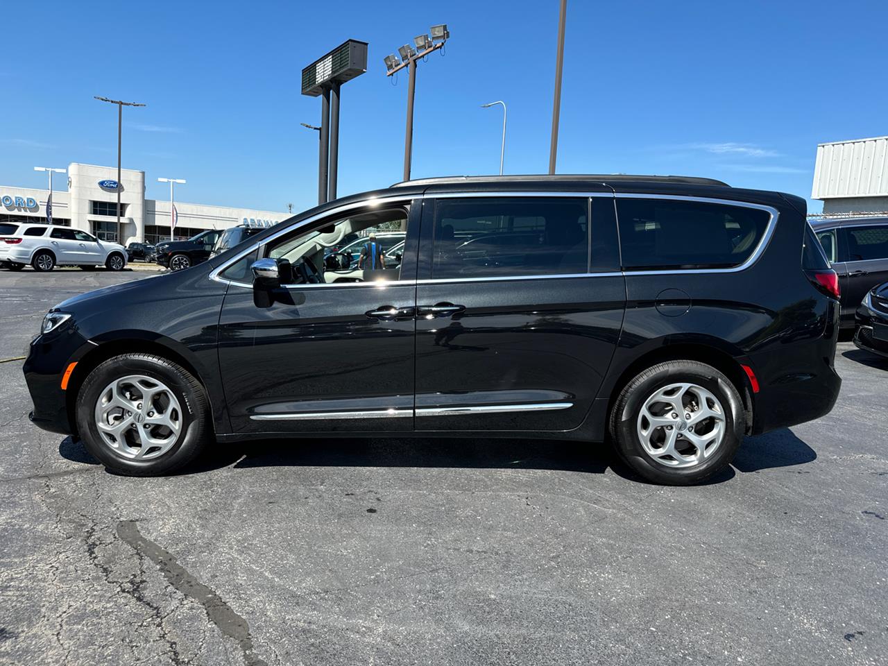 2023 Chrysler Pacifica