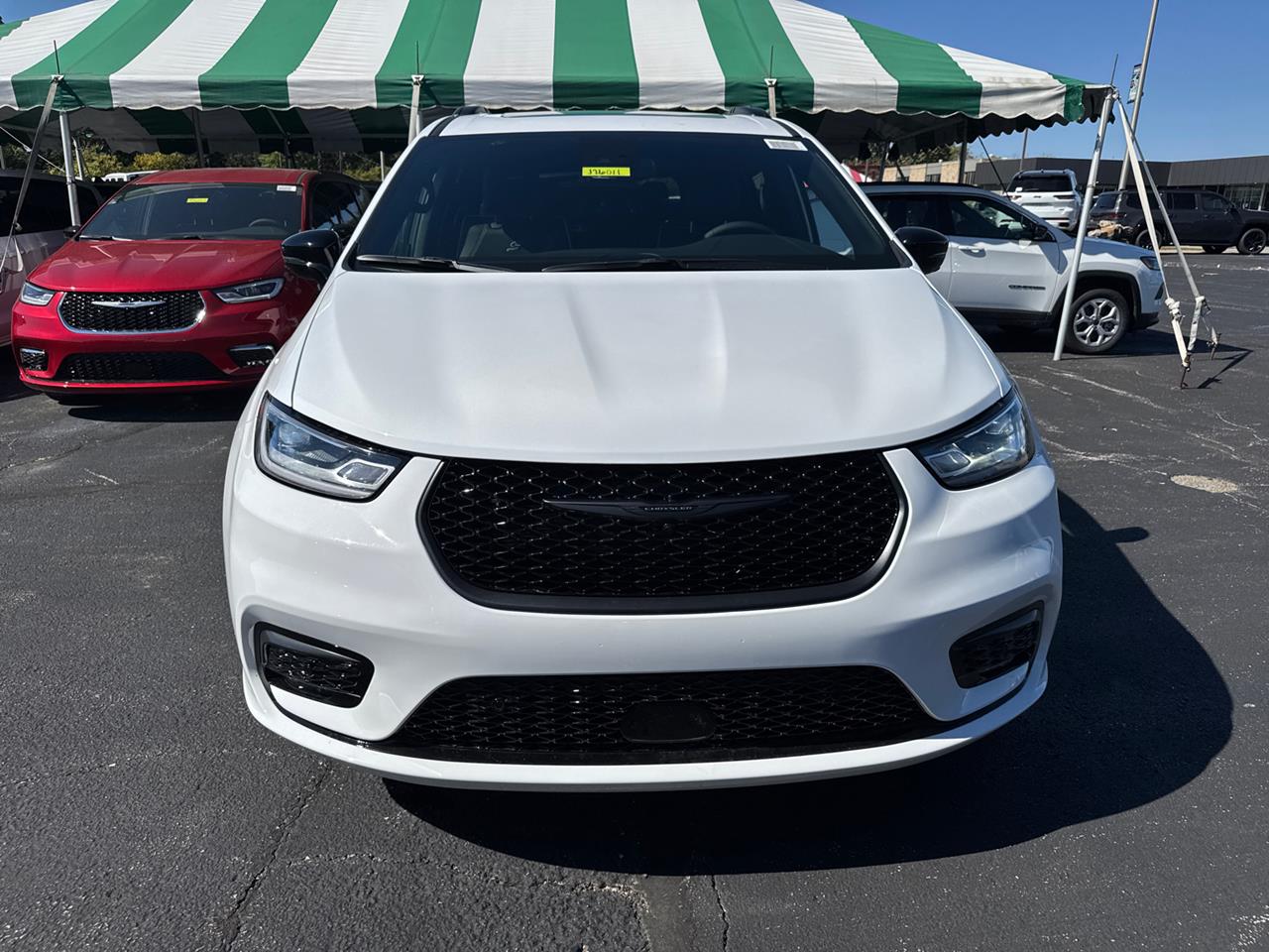 2026 Chrysler Pacifica