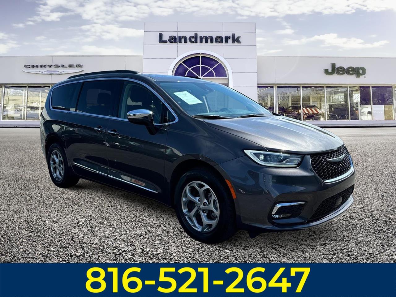 Used 2023 Chrysler Pacifica Limited Van