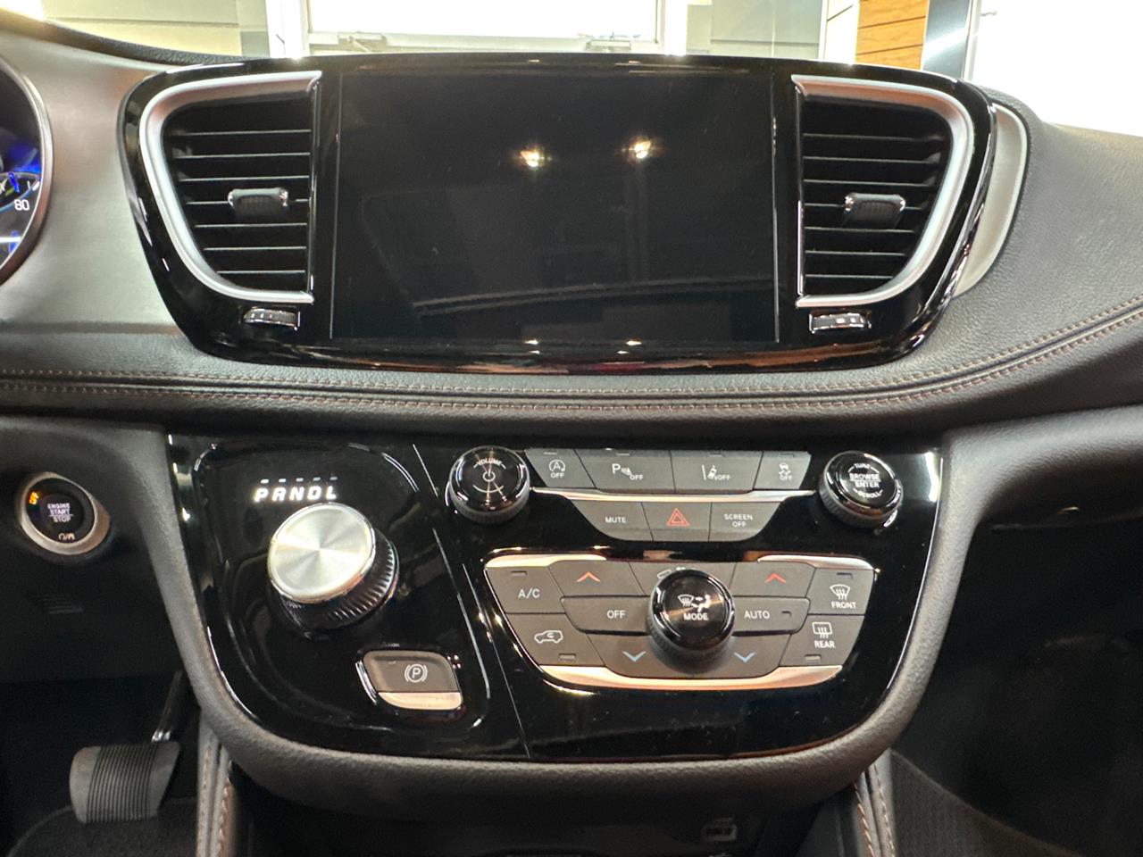 2026 Chrysler Pacifica