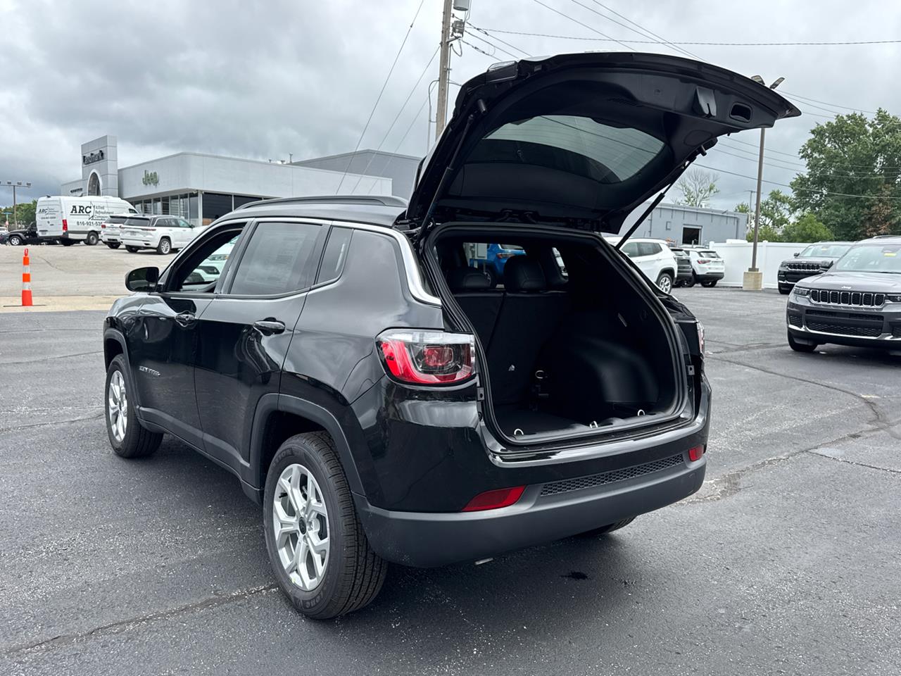 2025 Jeep Compass