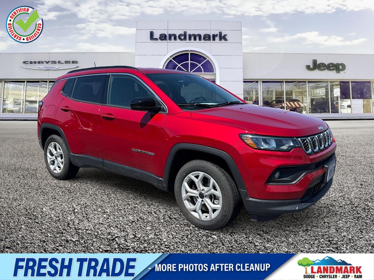 Used 2025 Jeep Compass Latitude Crossovers