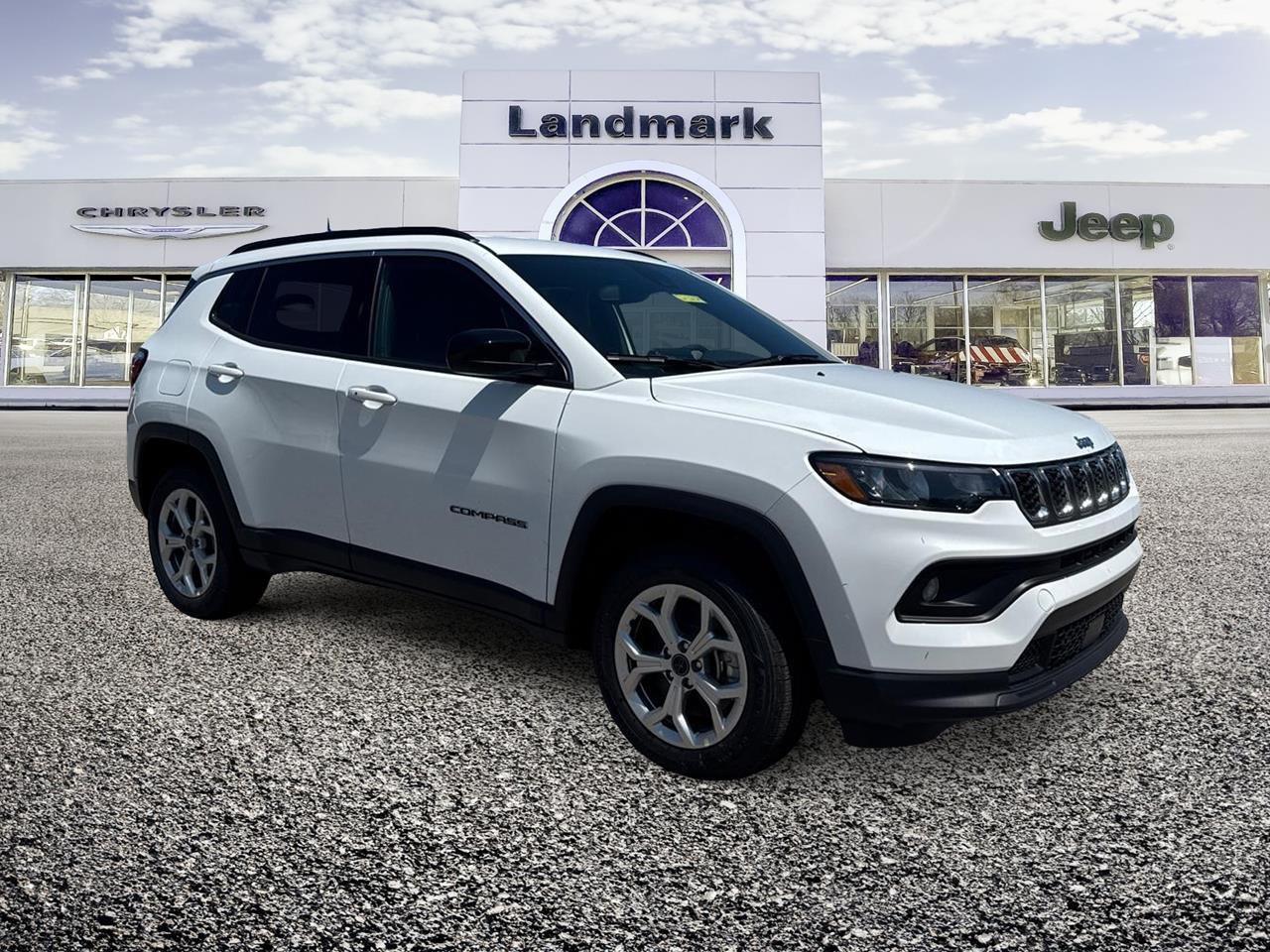 New 2025 Jeep Compass Latitude Crossovers