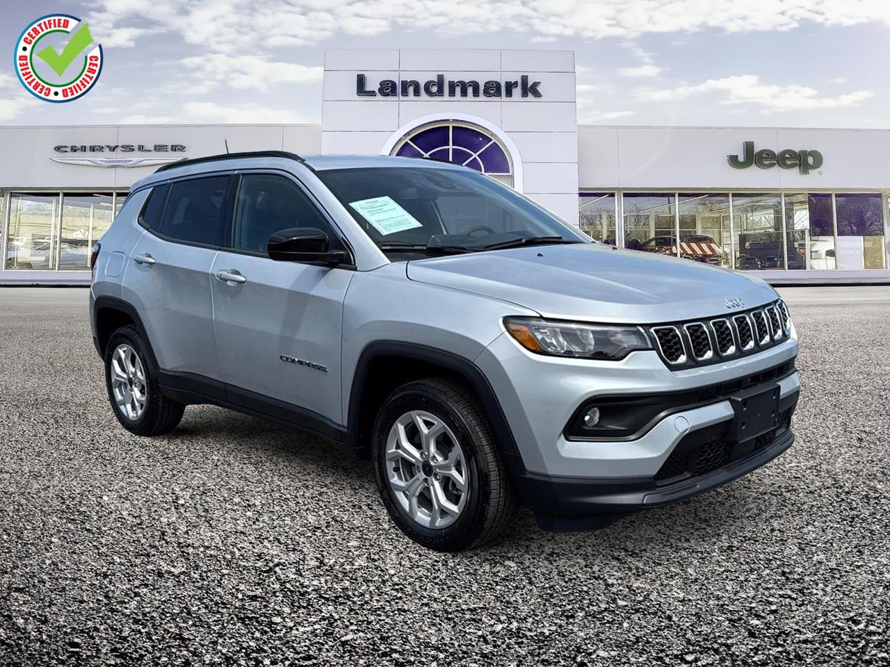 Used 2025 Jeep Compass Latitude Crossovers