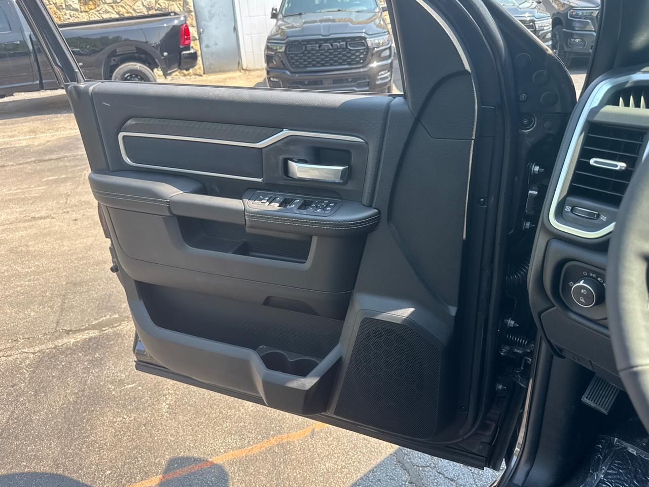 2025 Ram 2500