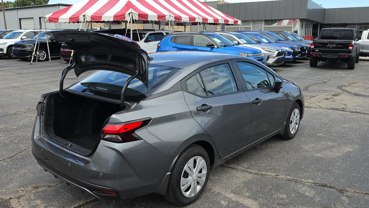 2025 Nissan Versa