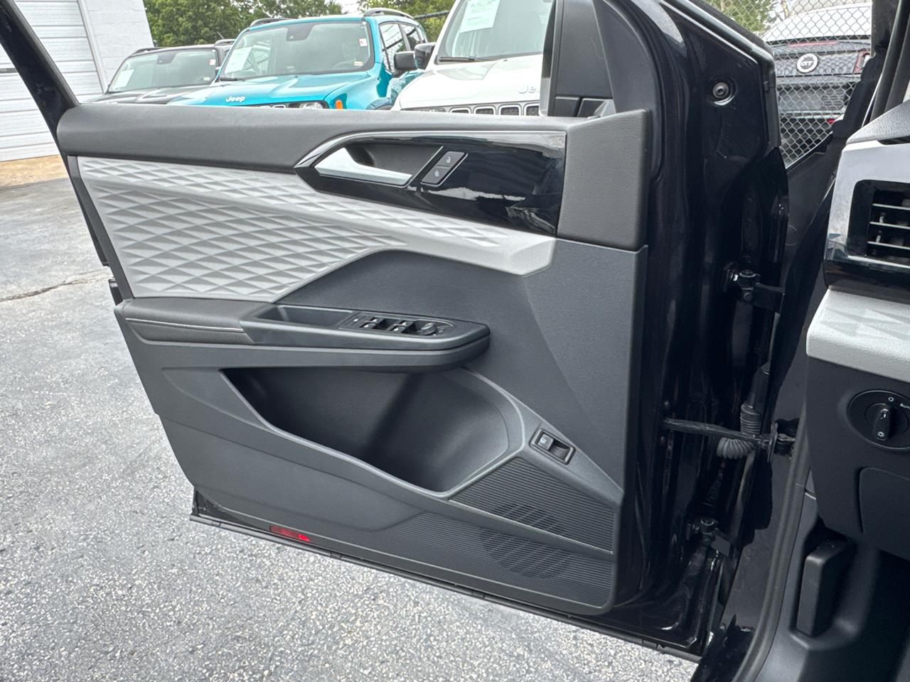 2024 Volkswagen Taos