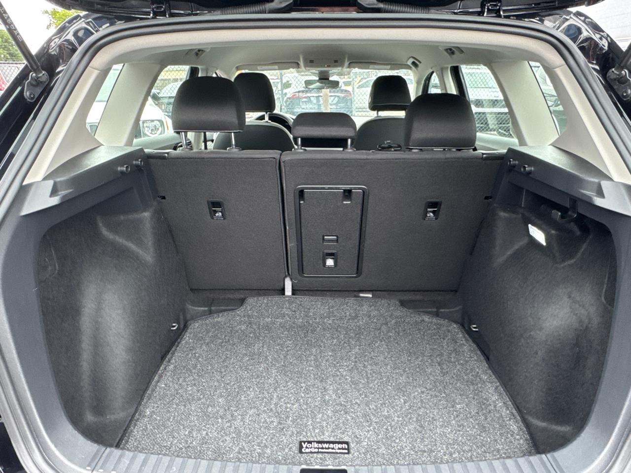 2024 Volkswagen Taos