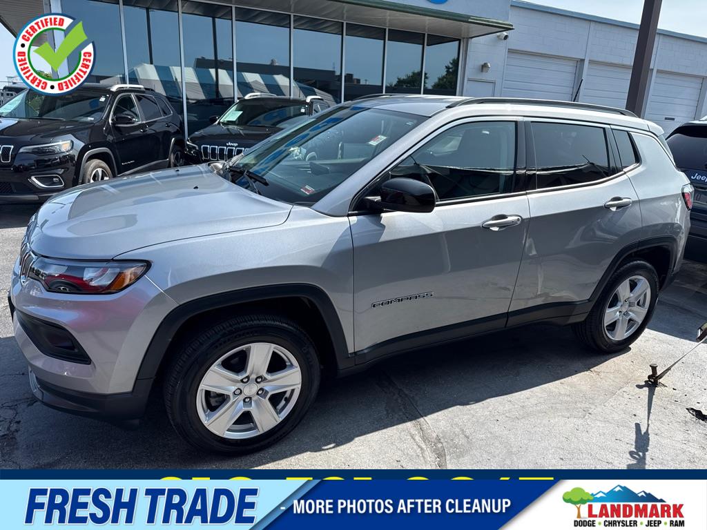 Used 2022 Jeep Compass Latitude Crossovers