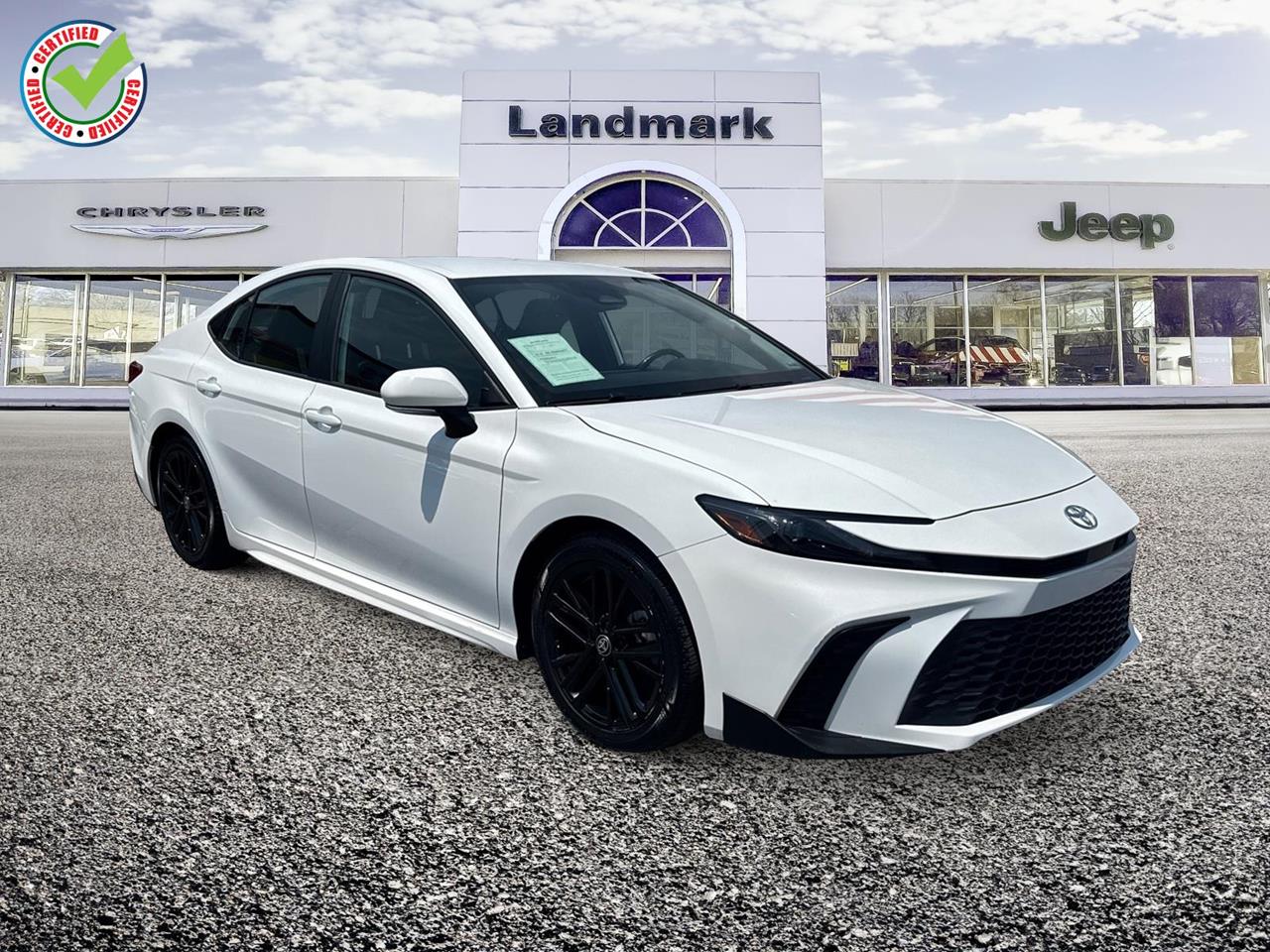Used 2025 Toyota Camry SE Cars
