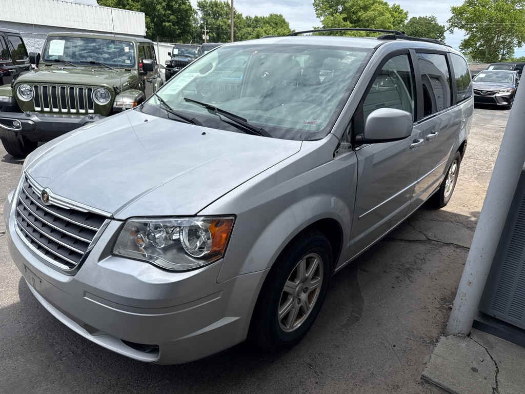 2008 Chrysler Town and Country