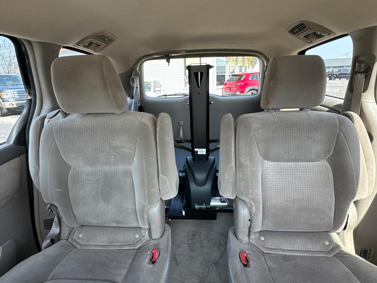 2009 Toyota Sienna