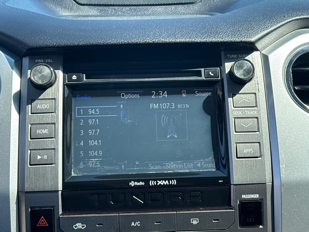 2015 Toyota Tundra 4WD Truck