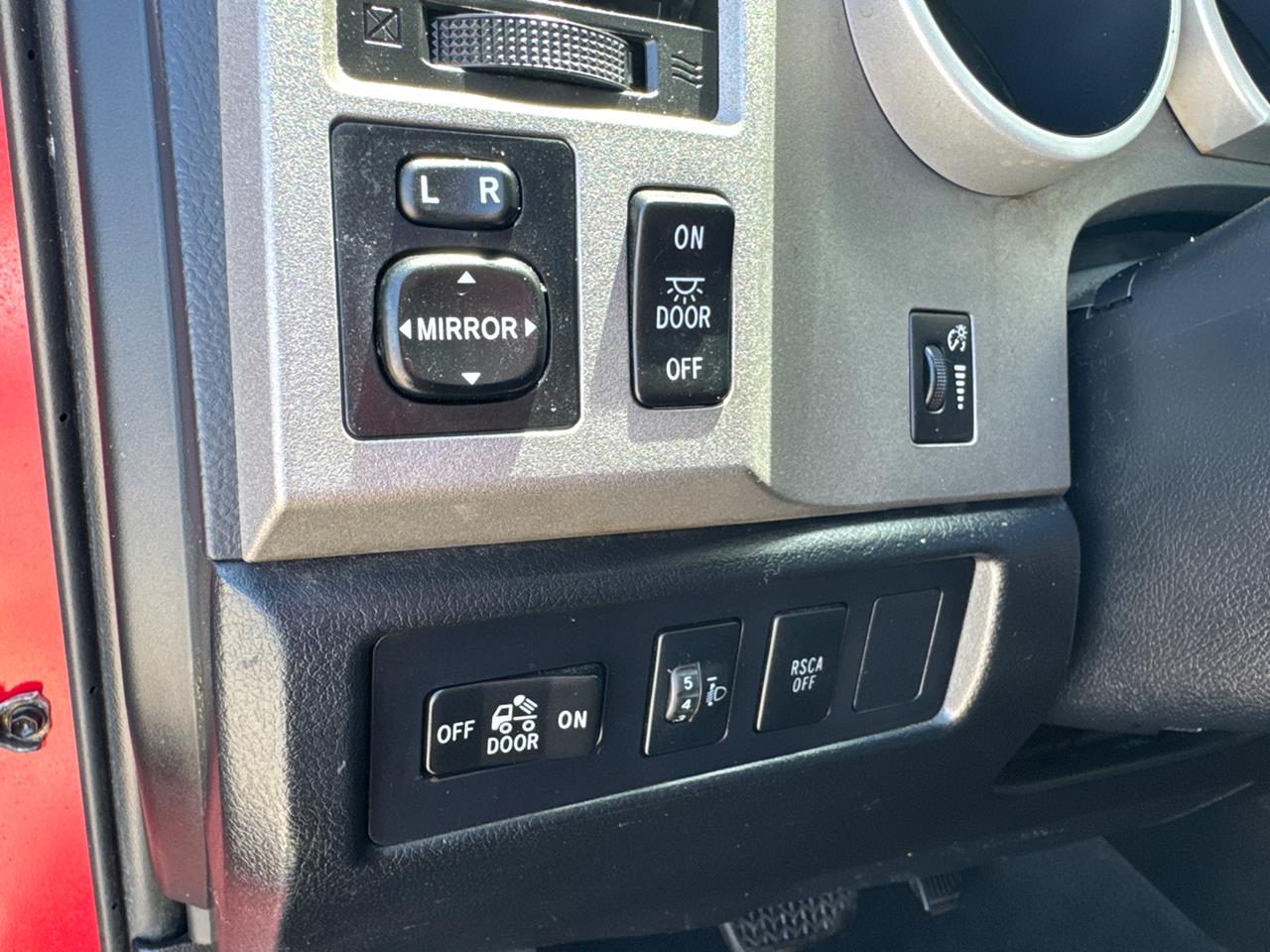 2013 Toyota Tundra 4WD Truck