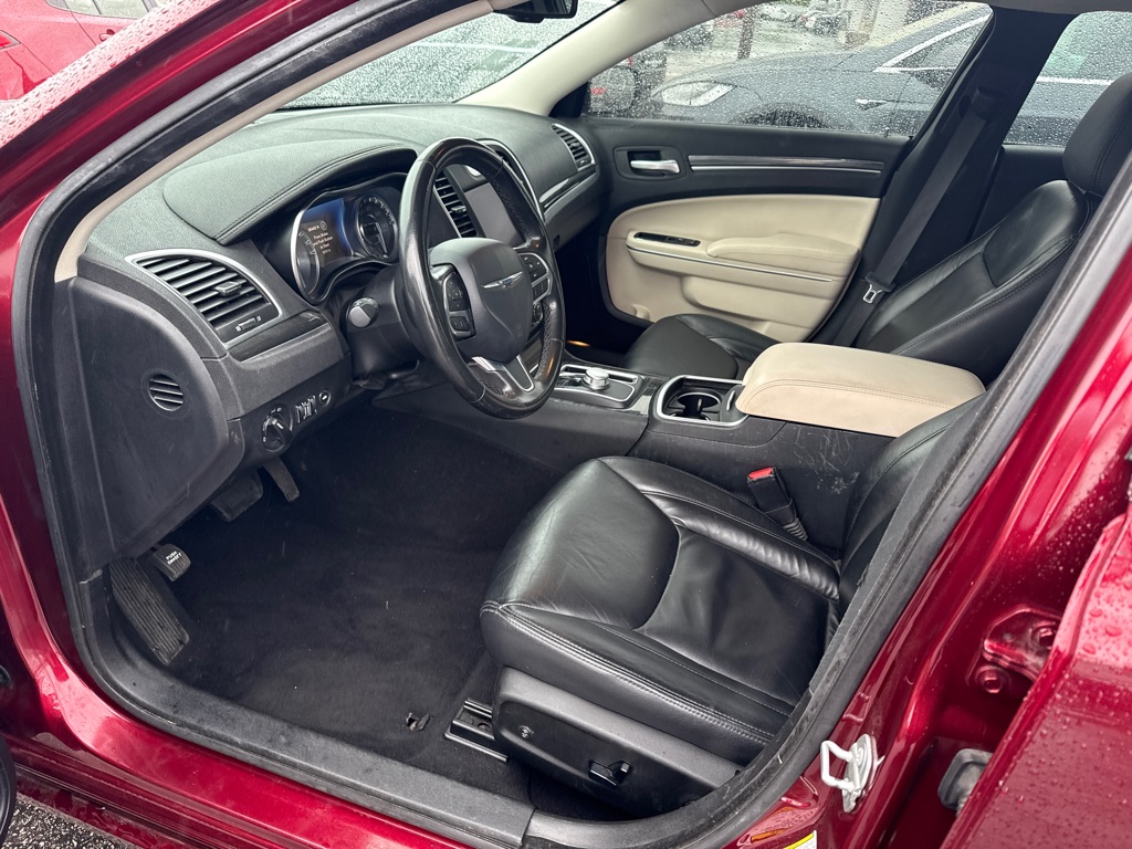 2020 Chrysler 300