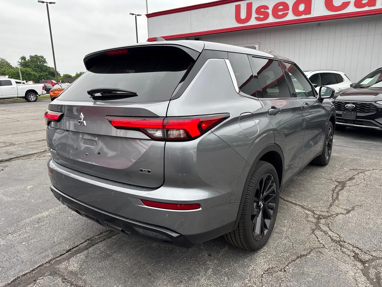 2024 Mitsubishi Outlander