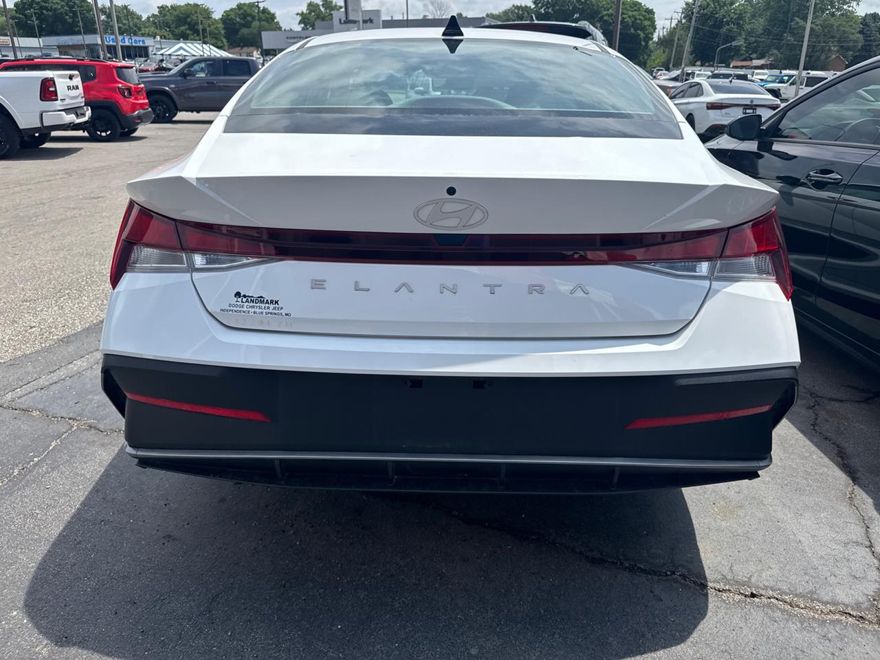 2024 Hyundai Elantra