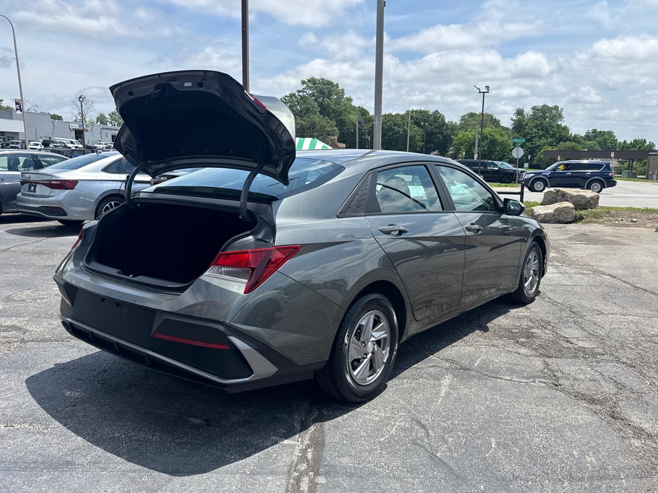 2024 Hyundai Elantra