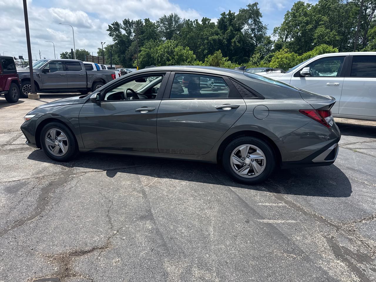 2024 Hyundai Elantra