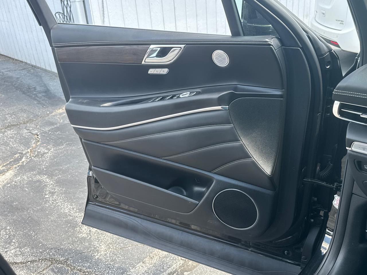 2024 Genesis GV80
