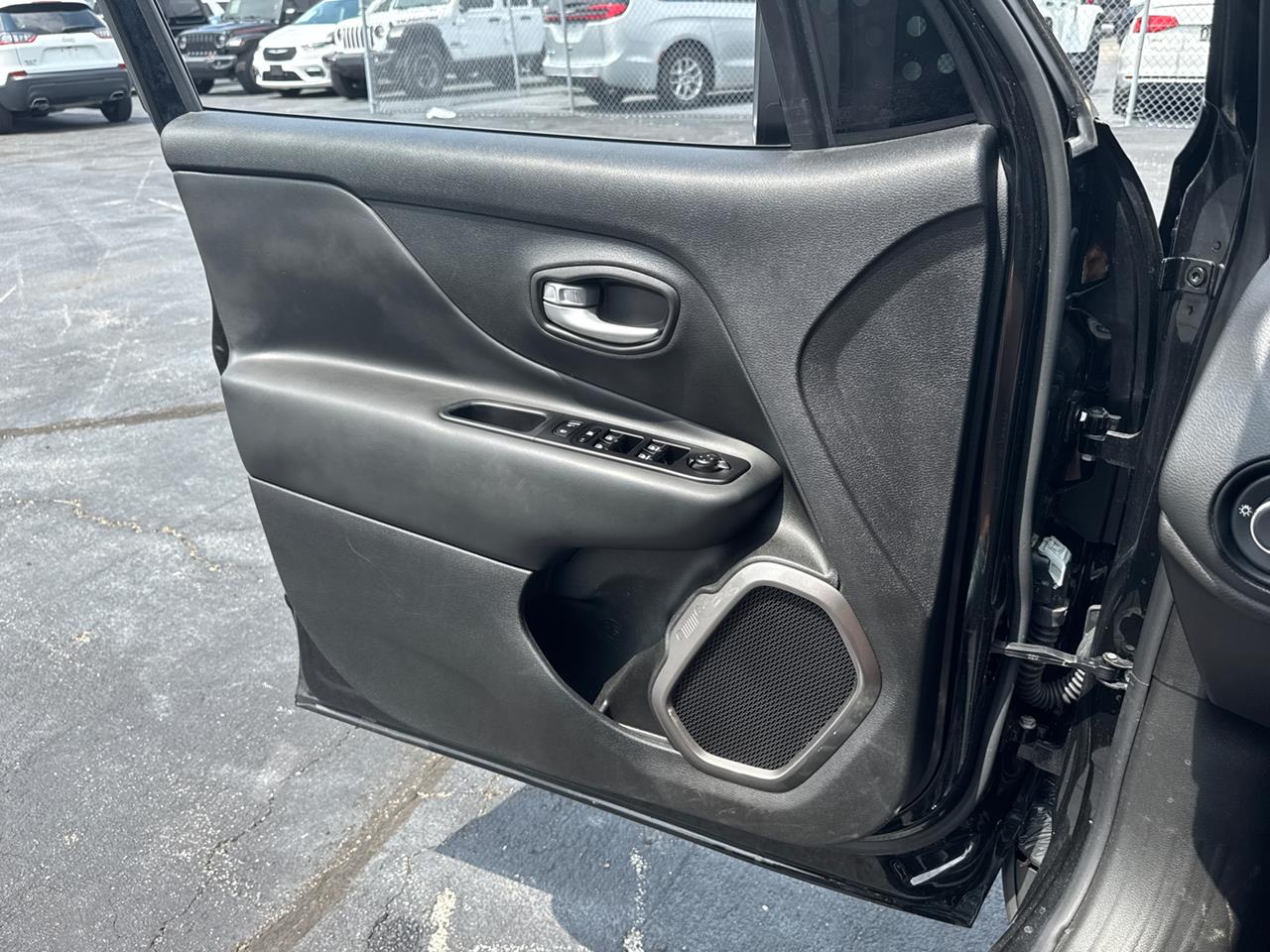 2023 Jeep Renegade
