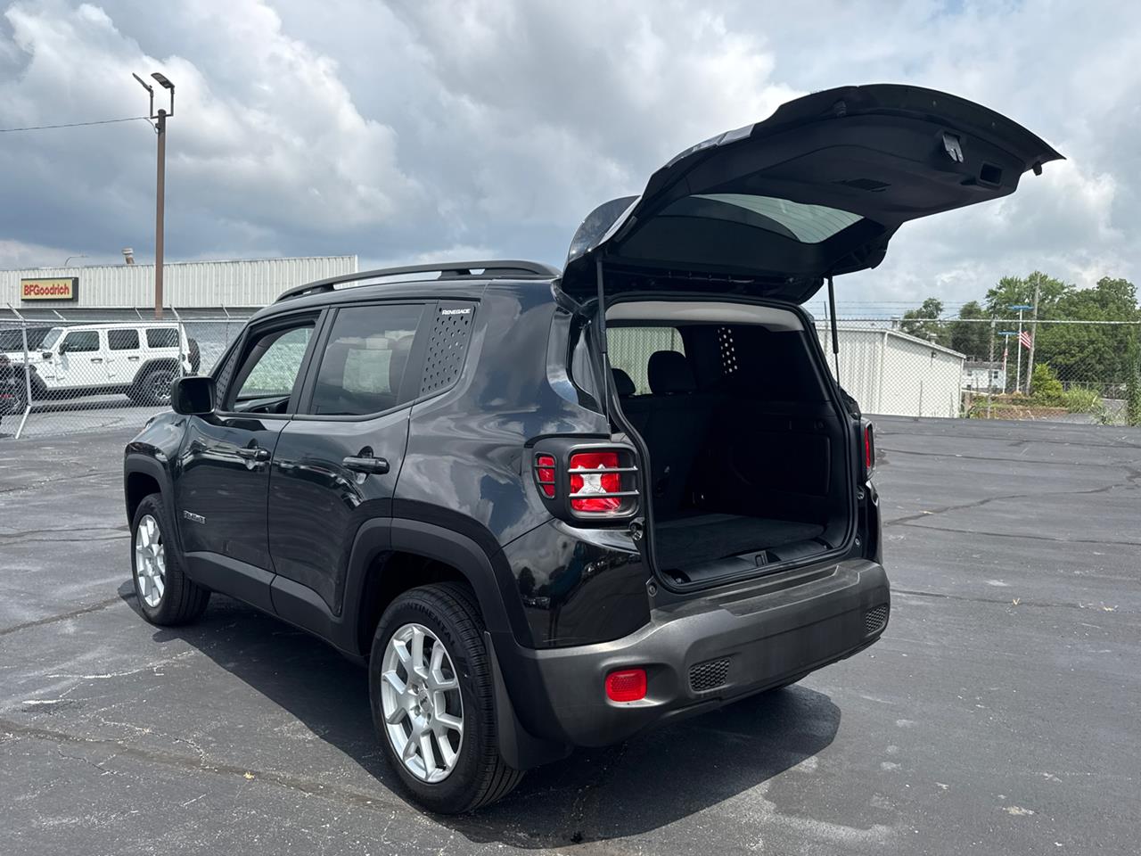 2023 Jeep Renegade