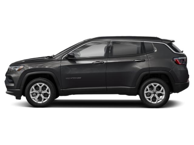 New 2025 Jeep Compass Latitude Crossovers