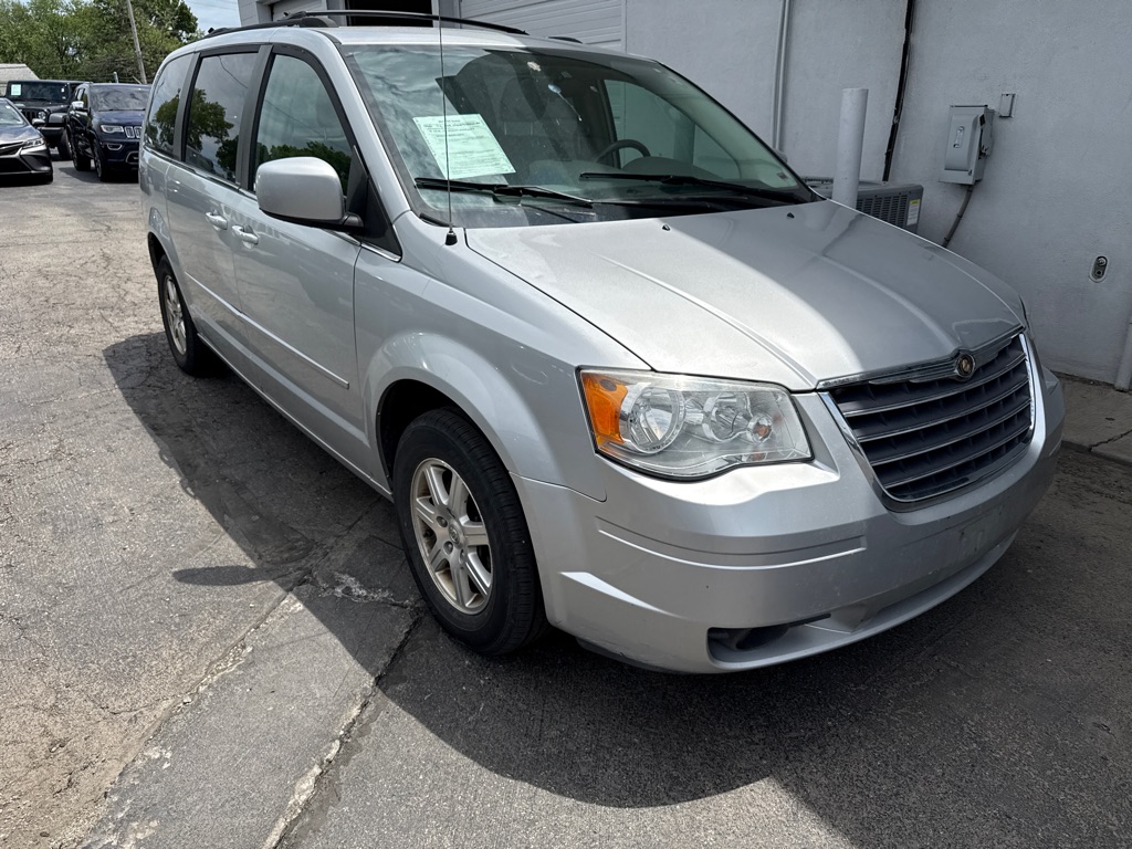 2008 Chrysler Town and Country