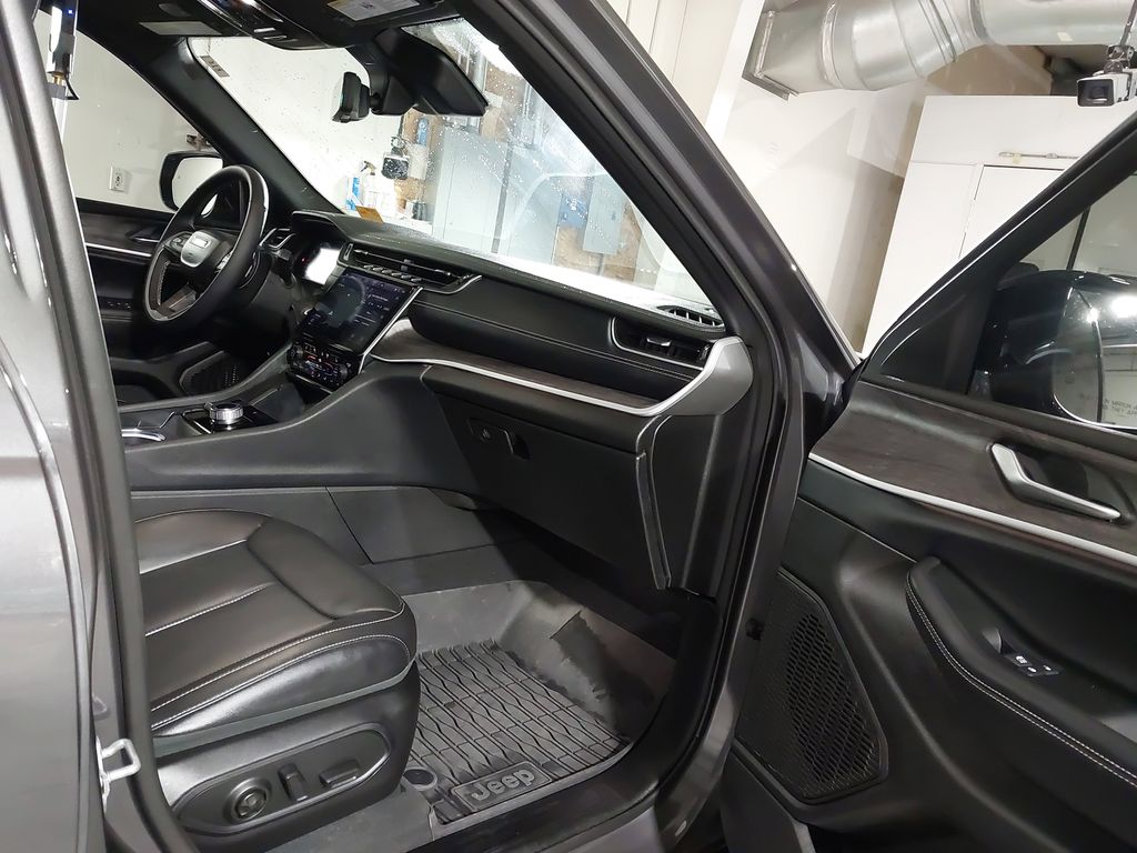 2025 Jeep Grand Cherokee L