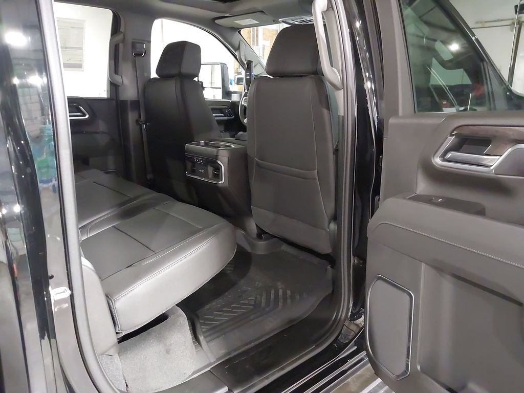 2025 Chevrolet Silverado 2500