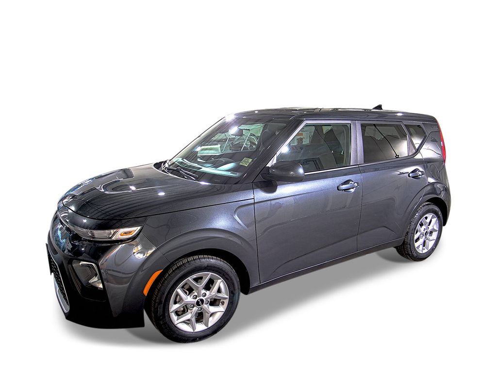 Used 2022 Kia Soul LX Car